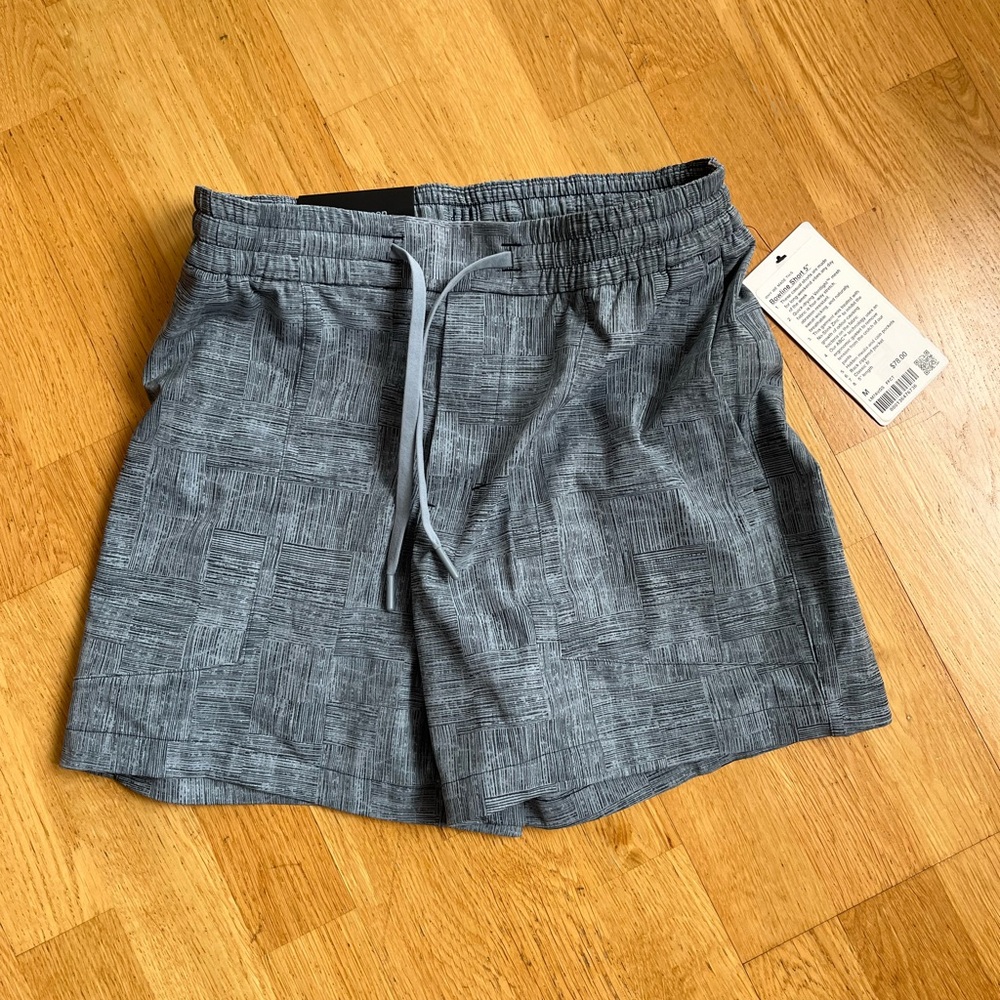 Lululemon bowline shorts 5 inch inseam